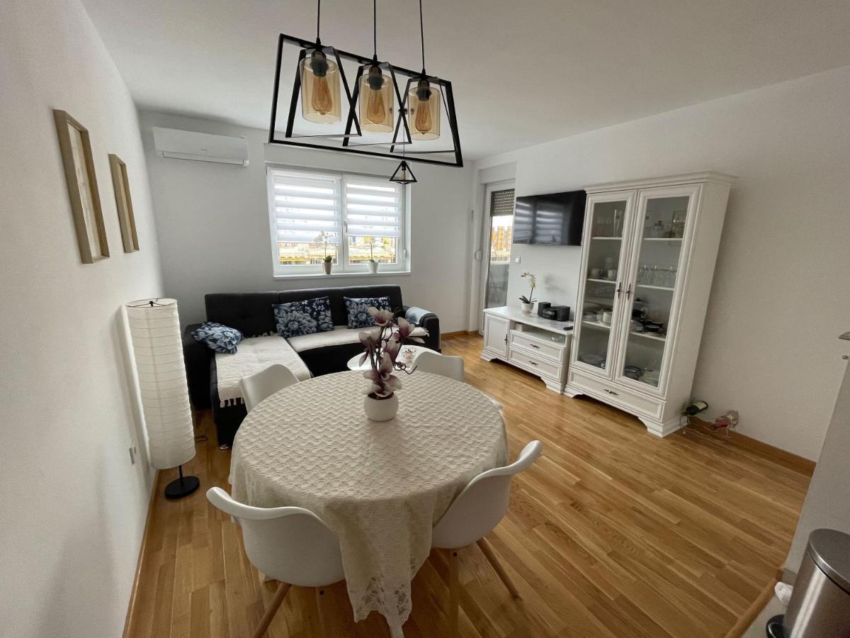 Orhidea Doboj Apartamento Exterior foto