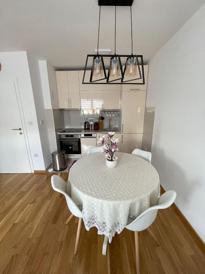 Orhidea Doboj Apartamento Exterior foto