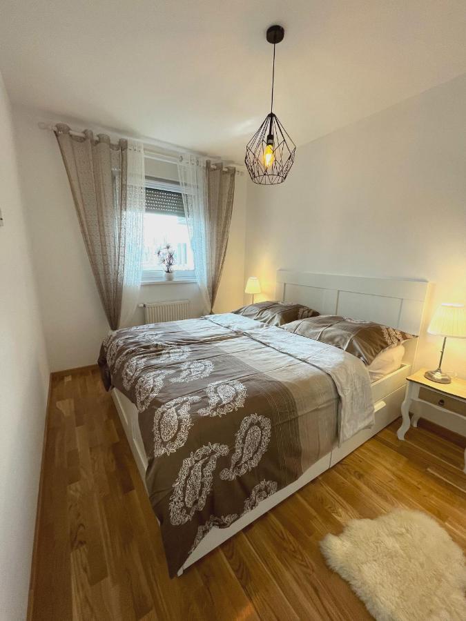 Orhidea Doboj Apartamento Exterior foto
